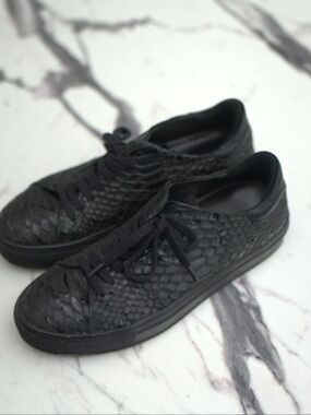Axel Arigato Black Snake-Textured Low-Top Sneakers